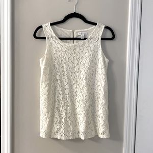 Charter club sleeveless ivory top floral pattern in size xs (fits snug like s)